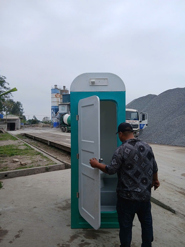 hình ảnh bàn giao nhà vệ sinh di động thanh hóa