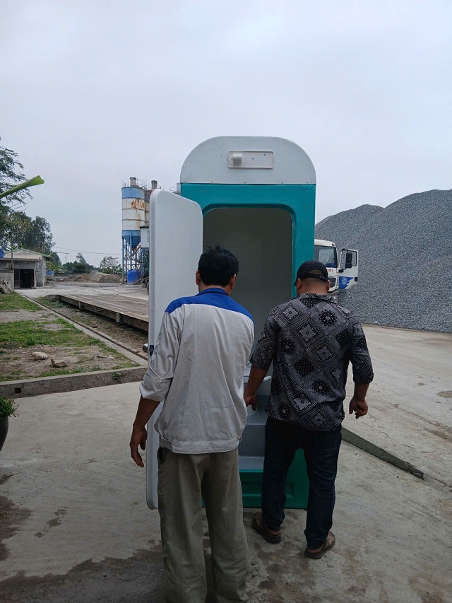 hình ảnh bàn giao nhà vệ sinh tại thái bình