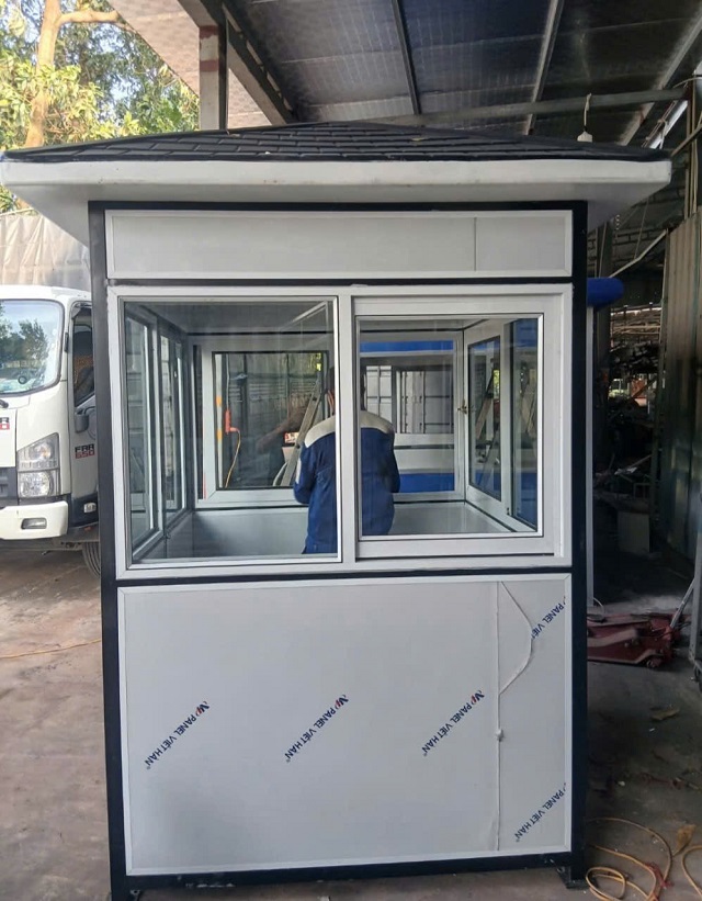 hình ảnh bốt bảo vệ thép tại xưởng quảng ninh