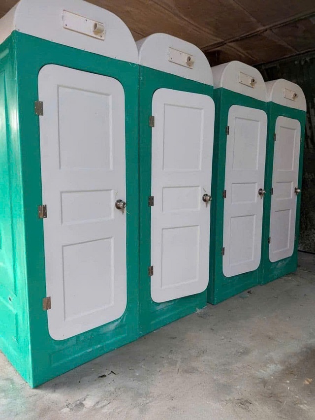 nhà vệ sinh di động5