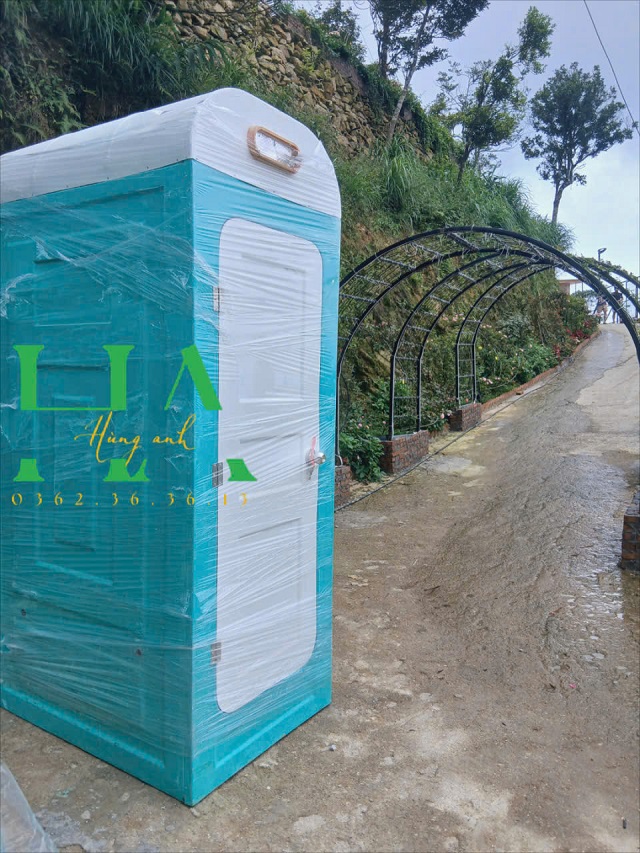 nhà vệ sinh di động hòa bình 2