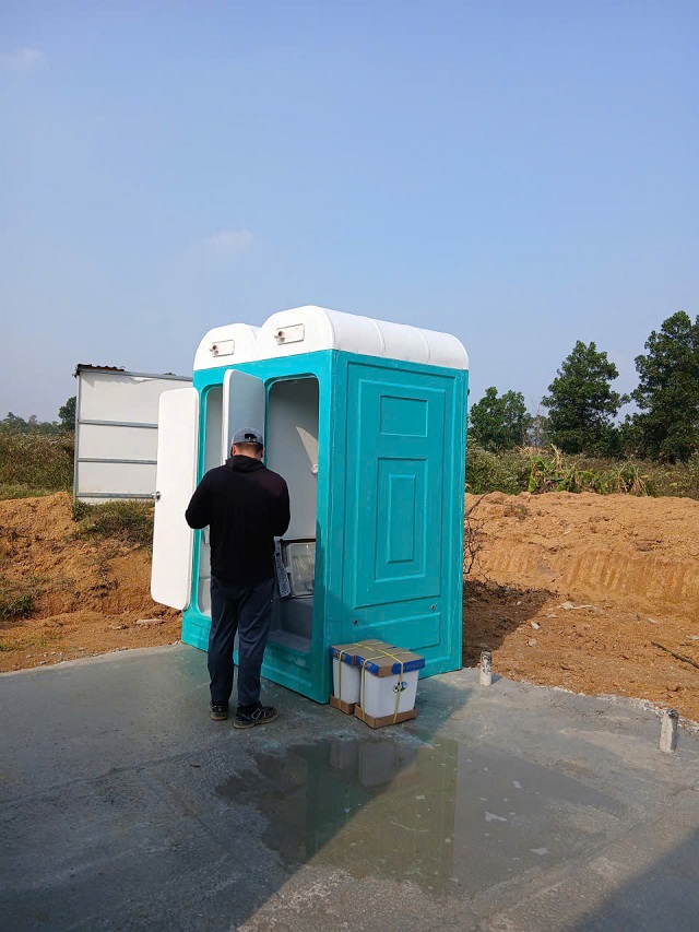 nhà vệ sinh di động hưng yên 3
